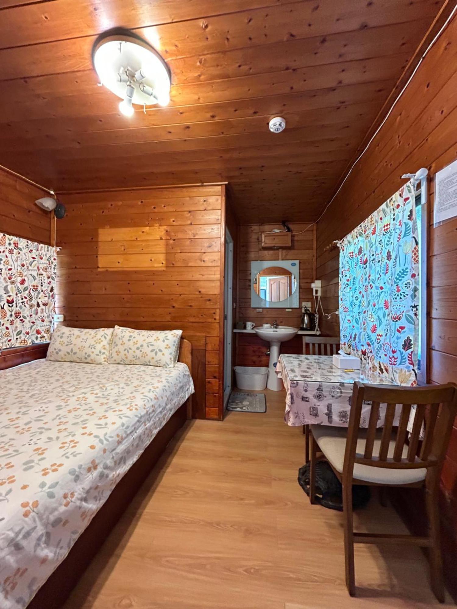 Shitaoyuan Villa Сануи Екстериор снимка